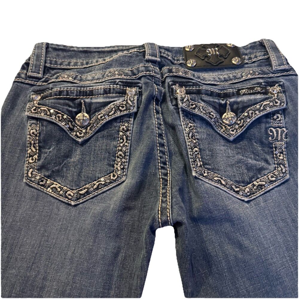 Miss Me Sz 28 STYLE JV6325B Signature Boot Jeans Embellish Dark Blue Distress